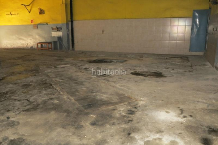 Casa en carrer mare de deu del mar local per a edificar en Terrassa