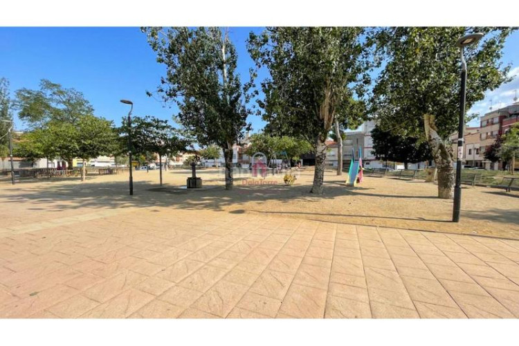 Piso  seminuevo en venta tocando avda. de barcelona de 35m construidos. en Terrassa