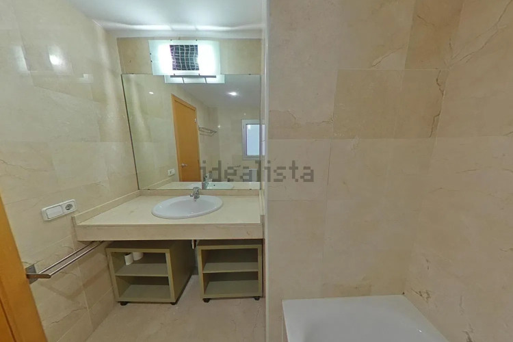 ESPECTACULAR DÚPLEX DE 4DORMITORIOS+3BAÑOS +BALCON+TERRAZA + PARKING (17M).