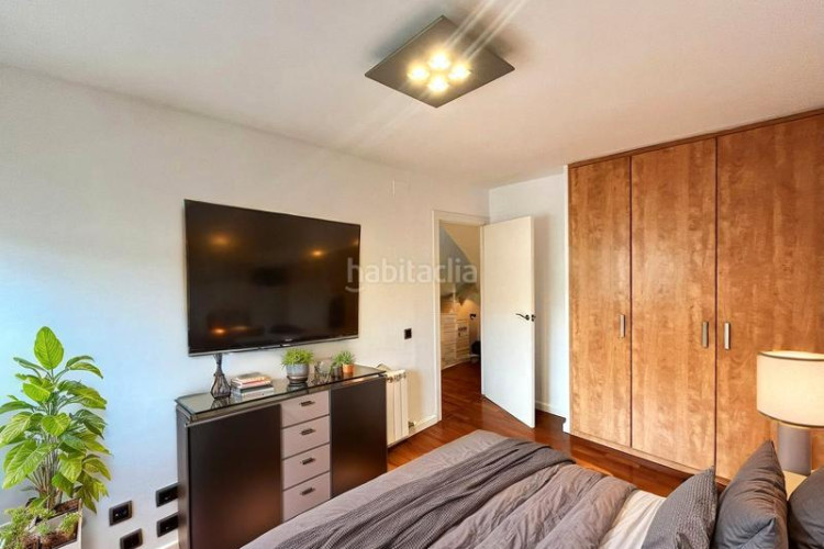 Dúplex exclusivo ático-dúplex con 2 terrazas privadas y luz natural en Sant Pere Nord en Terrassa