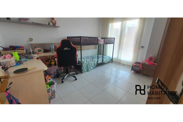 Dúplex tu nuevo hogar dúplex con chimenea, parking y zonas verdes alrededor en Terrassa