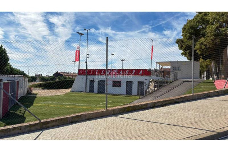 Casa  de diseño con terraza en venta en la grípia. en Terrassa