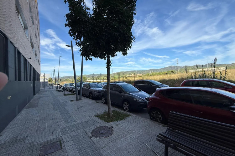 Piso en Av Lacetania,De La