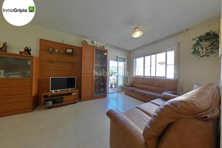 Piso  en venta en les arenescan montllorla grípia08227 en Terrassa