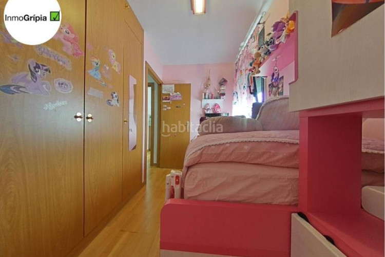 Piso  en venta en les arenescan montllorla grípia08227 en Terrassa