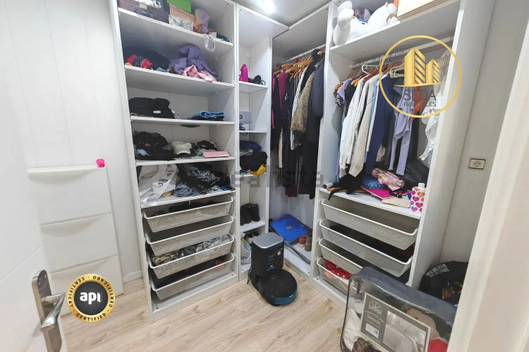 Piso en calle ď Osca