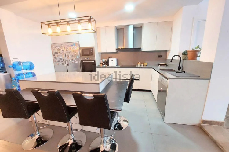 Chalet en Barrio Zona Esportiva