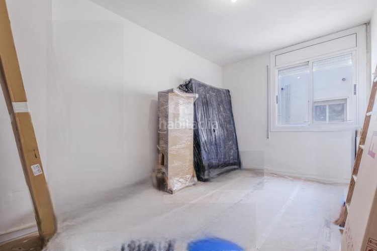 Piso reformado a estrenar 3 habitaciones en La Cogullada Terrassa