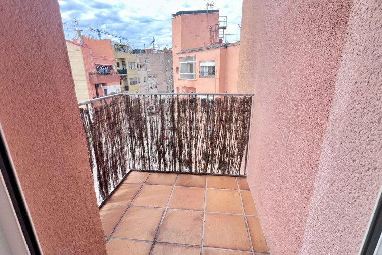 Carrer d'Adra, Poble Nou