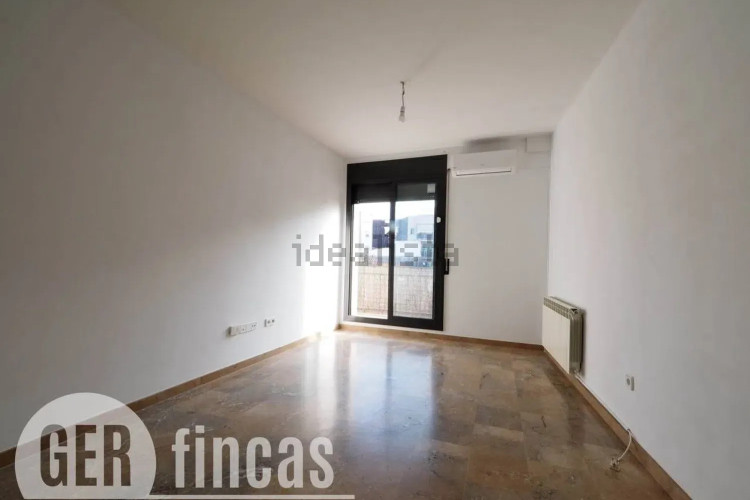 Piso en calle de Lleó