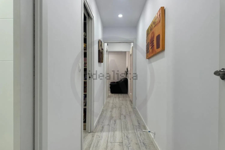 Casa independiente en calle de Girona