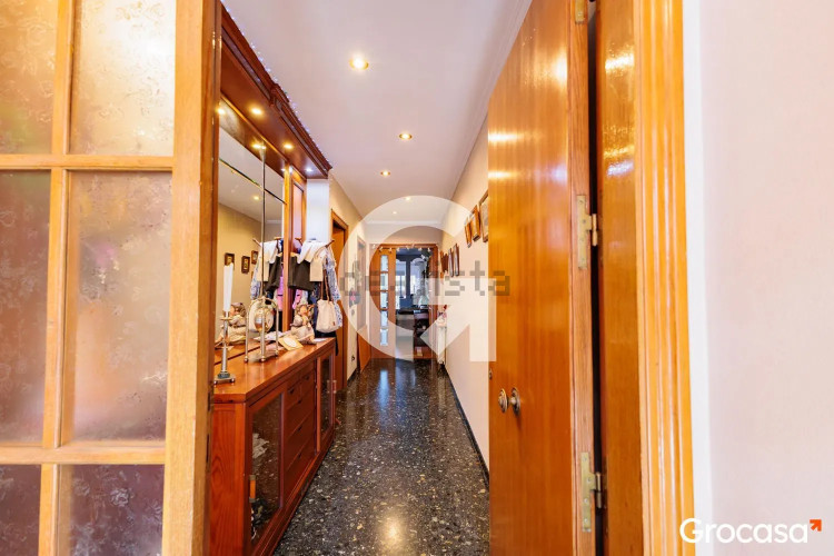 Casa independiente en calle de la Pineda