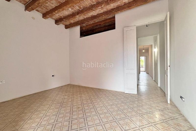 Casa junto a rambla de egara en Segle XX Terrassa