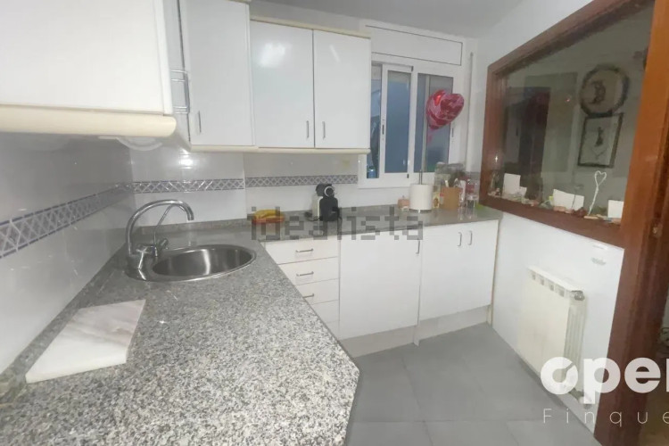 Piso en plaza del Mestre Serrat