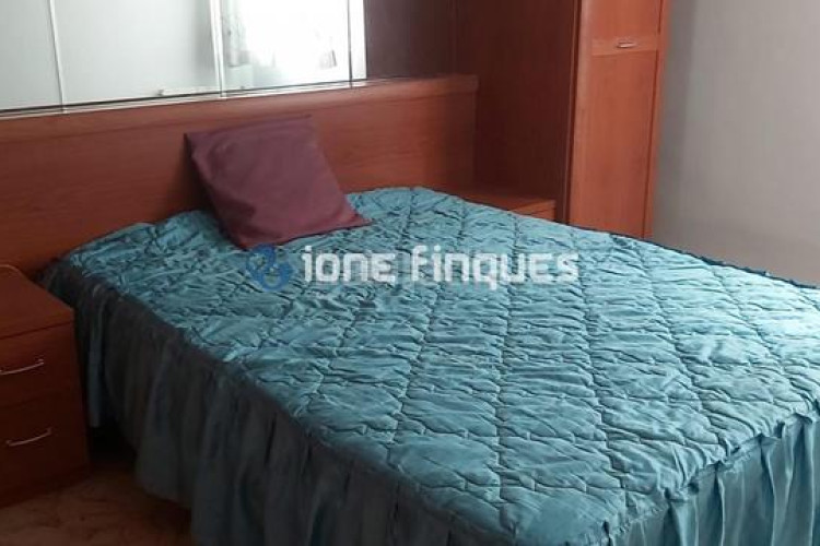 Piso ione finques ofrece en Can Parellada Terrassa