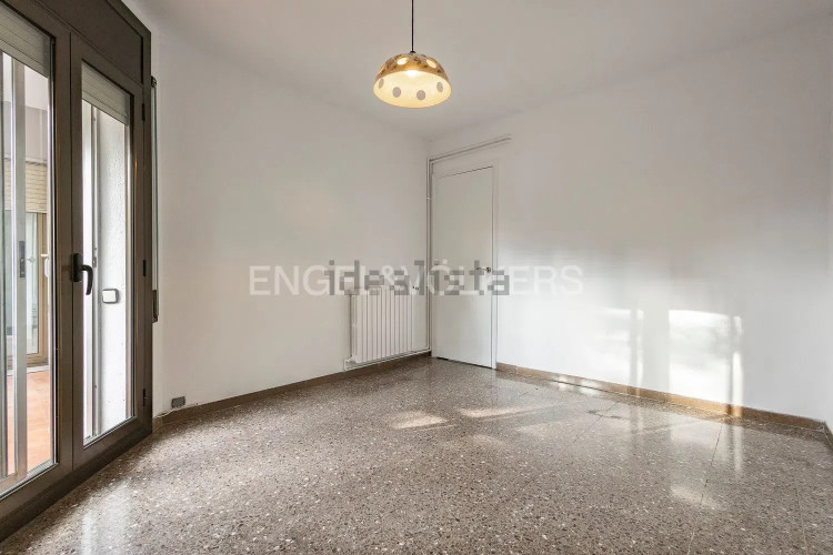 Piso en Barrio Escoles