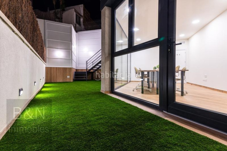 Dúplex experimenta el lujo de vivir en el corazón en una residencia pasiva! disfruta de todas las comodidades que puedas imag en Terrassa