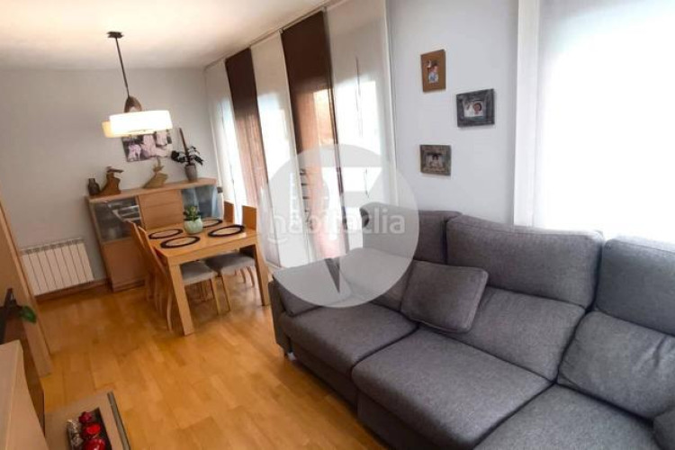 Dúplex  de ensueño en el centro con gran terraza y balcón, 2 plazas de parking y detalles premium en Terrassa
