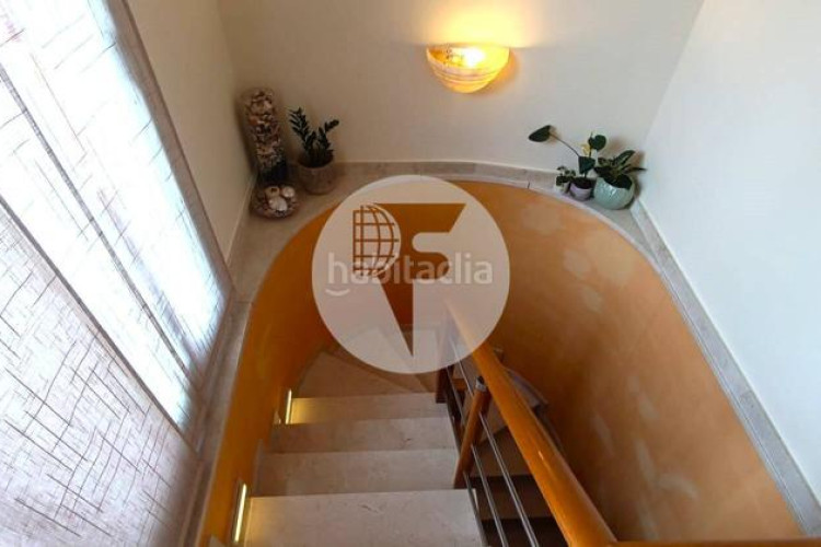 Dúplex  de ensueño en el centro con gran terraza y balcón, 2 plazas de parking y detalles premium en Terrassa