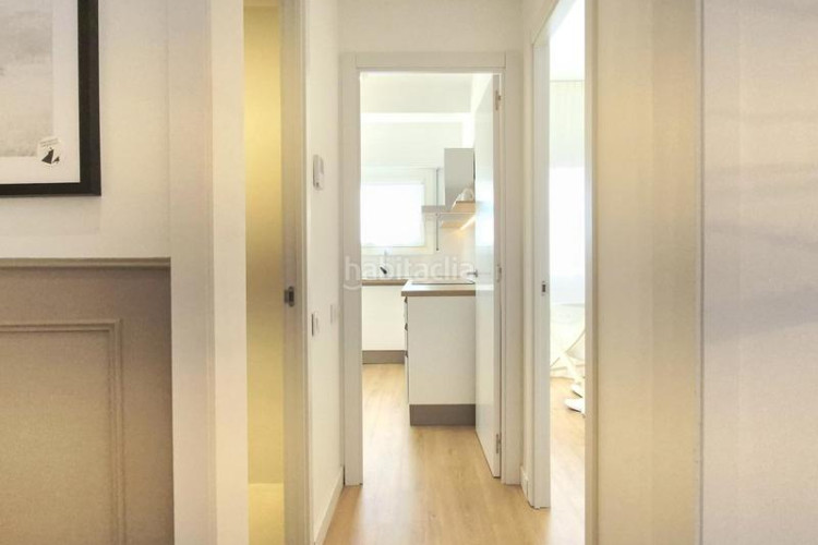 Piso de 4 hab reformat a estrenar al carrer prat de la riba tocant jacquard en Terrassa