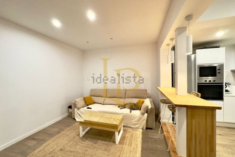 Chalet adosado en venta en Calle de Solsona