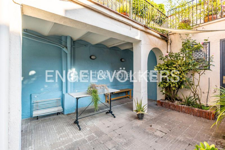 Apartamento vive en el corazón con historia, estilo y todo el confort actual en Terrassa