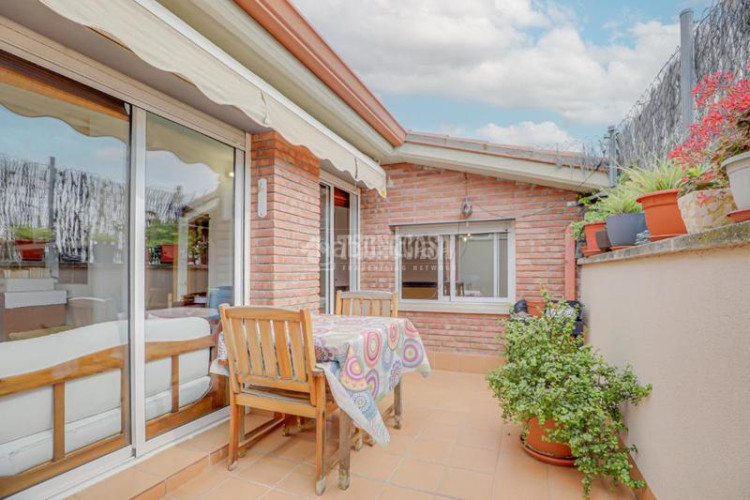 Dúplex piso en venta en Torrent d'en Pere Parres Terrassa