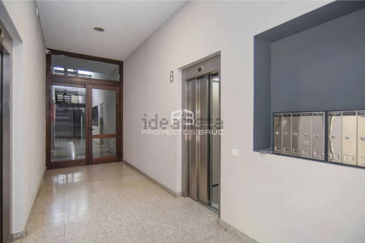 Piso en avenida del Parlament
