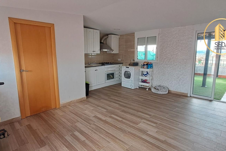 Carrer de la Mare de Du00E9u del Carme, Ca n'Anglada