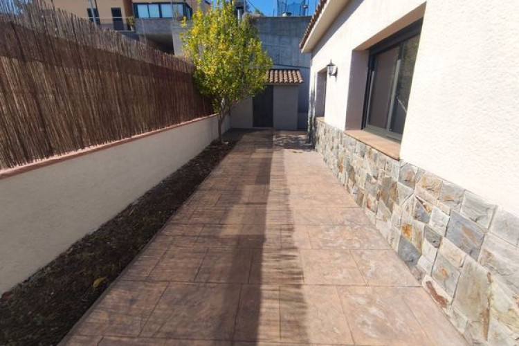 Carrer de la Daina, Les Martines