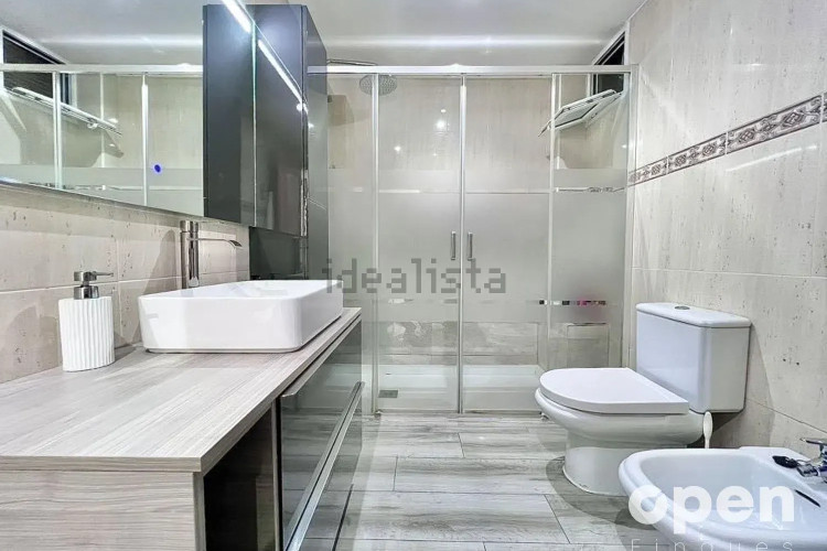 Dúplex en calle de Frederic Mistral