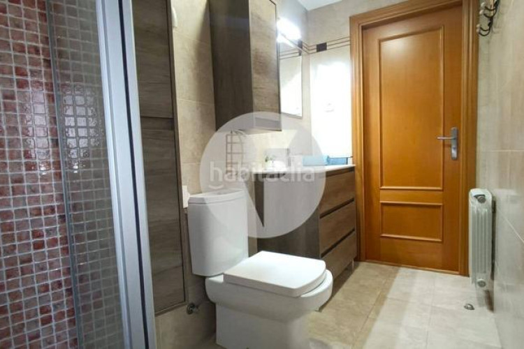 Dúplex  de ensueño en el centro con gran terraza y balcón, 2 plazas de parking y detalles premium en Terrassa