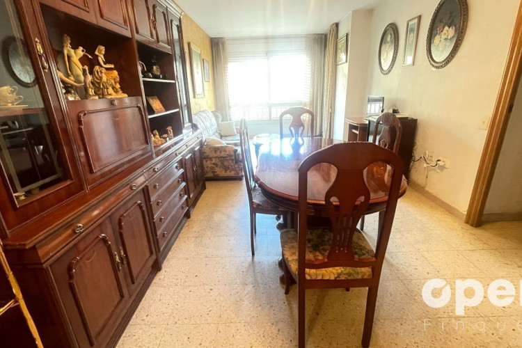 Francesc Maciu00E0, Sant Pere Nord