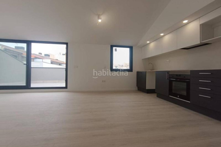 Dúplex  duplex de 3 habitaciones y terraza obra nueva en Terrassa