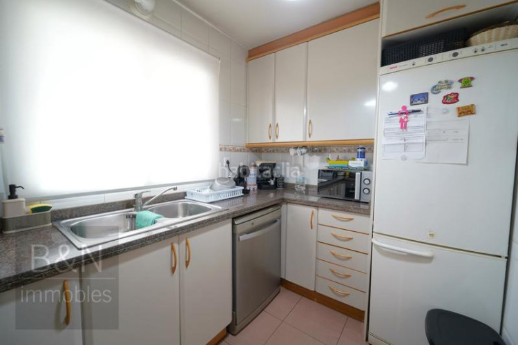 Dúplex un hogar con espacios amplios, una espectacular terraza, balcón y tres dormitorios en Terrassa