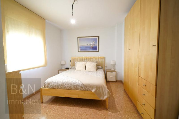 Dúplex un hogar con espacios amplios, una espectacular terraza, balcón y tres dormitorios en Terrassa