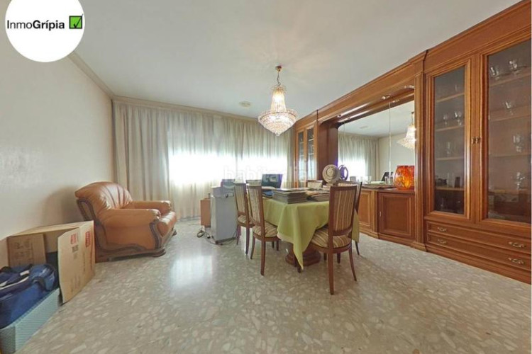 Casa  en venta en les arenescan montllorla grípia08227 en Terrassa