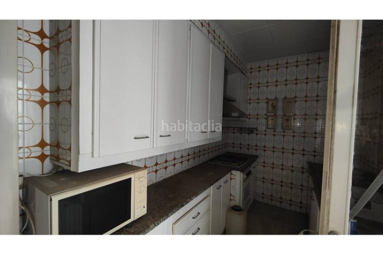 Casa adosada venta casa adosada a reformar con muchas posibilidades. en Terrassa