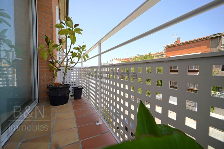 Dúplex en Barrio Zona Esportiva