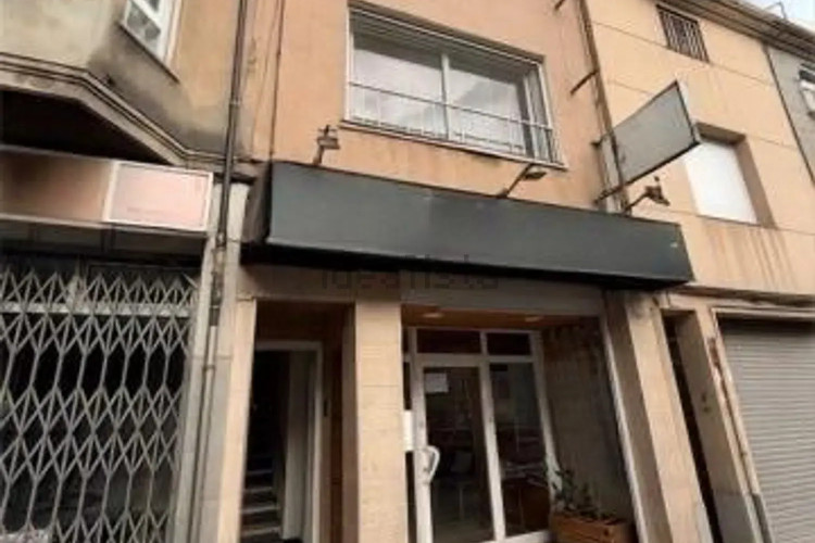 Casa independiente en Barrio Centre