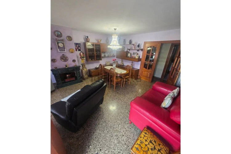 Piso en avenida de Josep Tarradellas