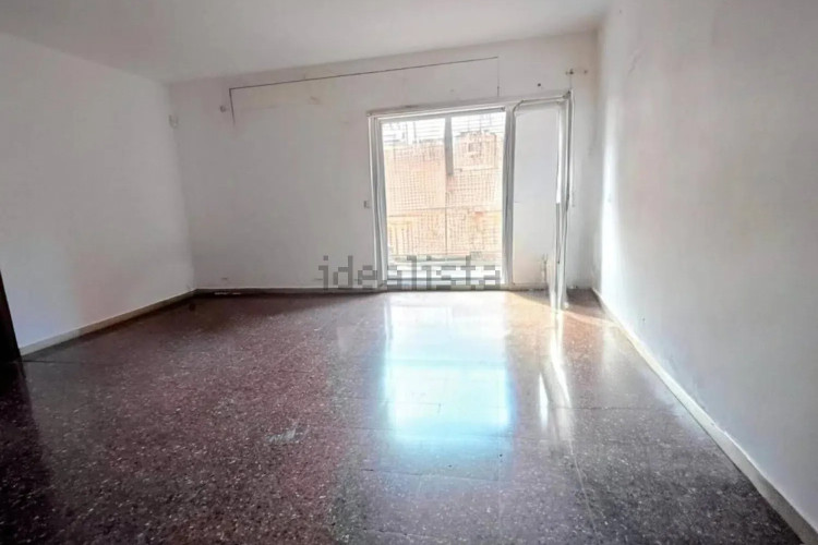 Piso en calle d'Amèrica