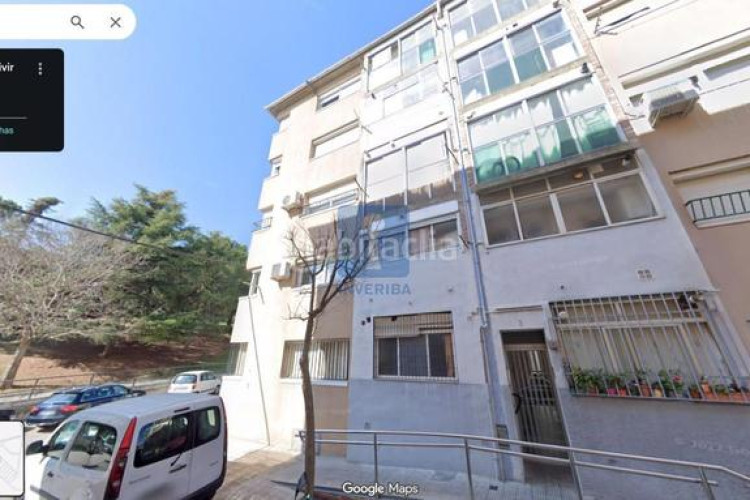 Piso inmueble ilegalmente okupado situado en la calle guadiana 2, 42, , barcelona en Terrassa