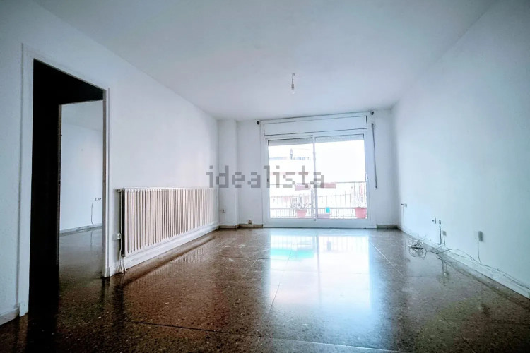 Piso en avenida de Josep Tarradellas