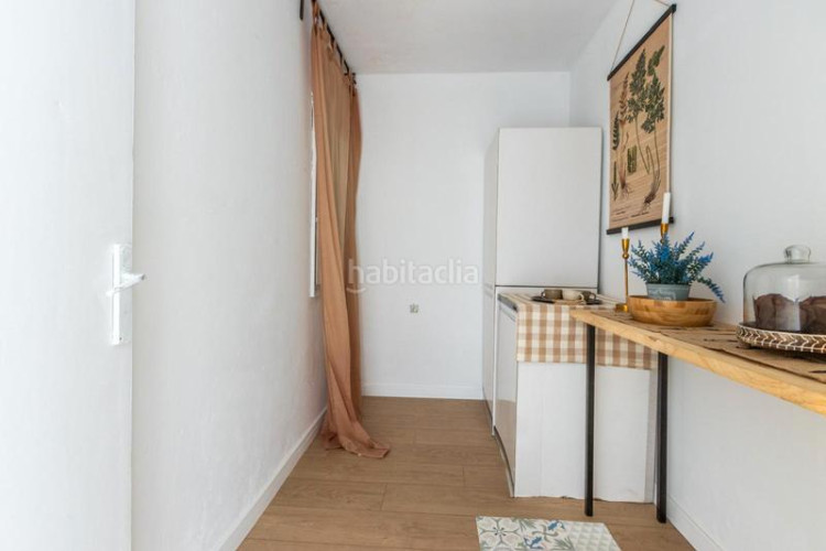 Dúplex vivienda tipo dúplex de 4 habs. con terraza. zona Segle XX. en Terrassa