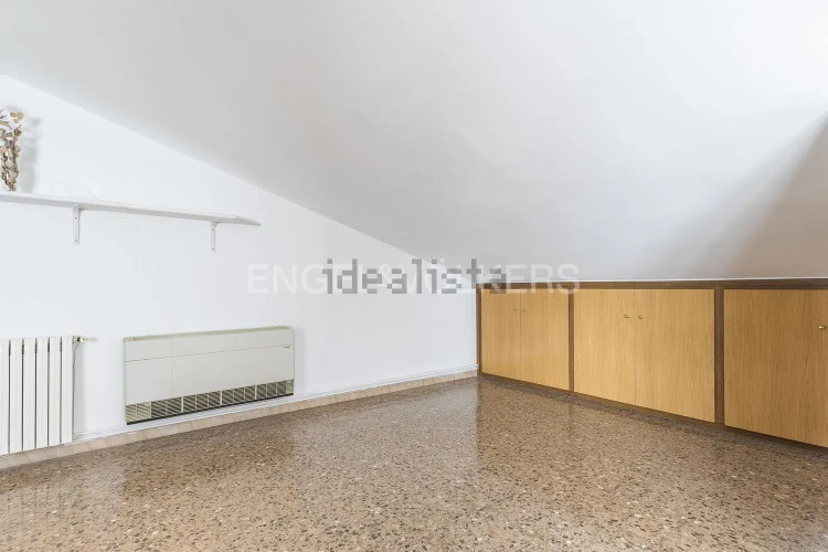 Dúplex en Barrio Centre