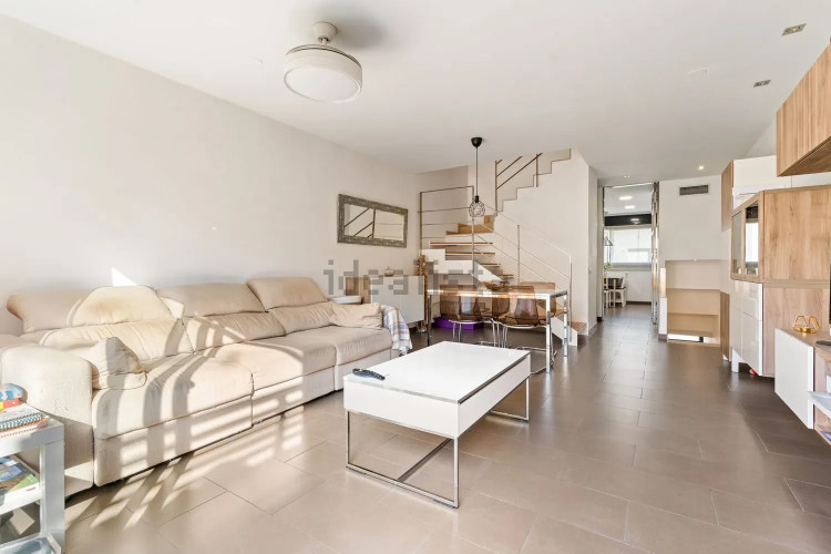 Chalet adosado en Barrio Les Arenes