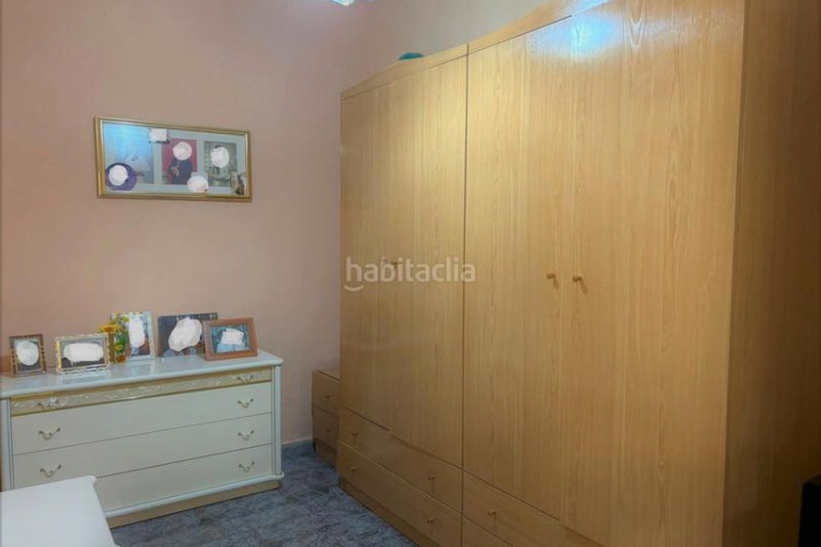 Casa adosada zona de Can Palet. casa adosada de 3hab. + 1lav. + patio + terraza en Terrassa