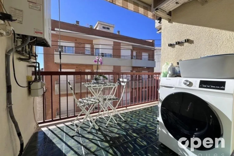 Dúplex en calle de Frederic Mistral