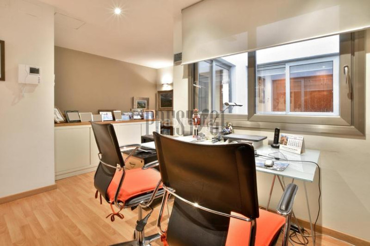 Casa espectacular casa en venta cerca de la avenida jaume i! en Terrassa